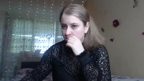 Snapshot of mistresscaro chatting on March 2026 07:45:01 AM mistresscaro online show from March 2026 07:45:01 AM