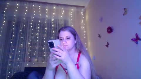 Snapshot of mistresscaro chatting on March 2026 07:50:02 PM mistresscaro online show from March 2026 07:50:02 PM