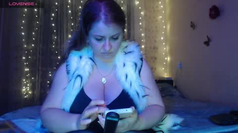 Snapshot of mistresscaro chatting on April 2026 06:19:01 PM mistresscaro online show from April 2026 06:19:01 PM