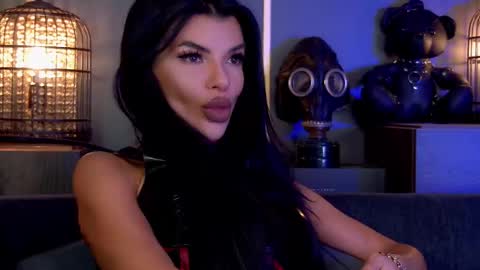 Snapshot of mistresselenia chatting on September 2025 11:43:01 AM Elenia online show from September 2025 11:43:01 AM