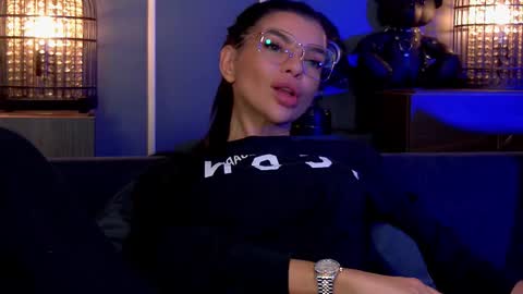 Snapshot of mistresselenia chatting on October 2025 11:44:01 AM Elenia online show from October 2025 11:44:01 AM