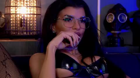 Snapshot of mistresselenia chatting on October 2025 01:12:02 PM Elenia online show from October 2025 01:12:02 PM