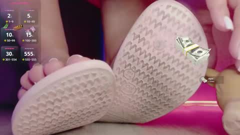 Jhadee online show from April 2026 12:33:01 AM