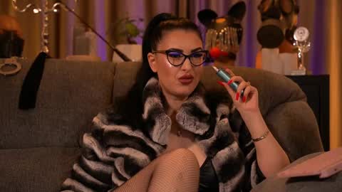 Mistress Kelly online show from November 2025 12:44:01 AM