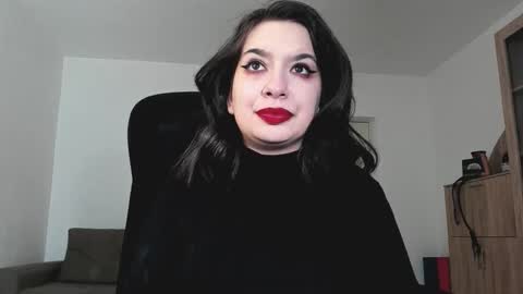 YourGoddessM online show from February 2026 06:14:01 PM