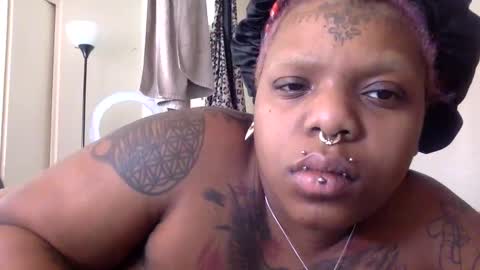 Snapshot of mistressmystii chatting on December 2024 05:55:01 PM Mistress Mystii online show from December 2024 05:55:01 PM