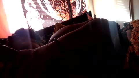 Snapshot of mistressmystii chatting on December 2024 04:27:02 PM Mistress Mystii online show from December 2024 04:27:02 PM