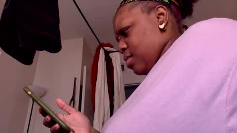 Snapshot of mistressmystii chatting on December 2024 09:05:01 PM Mistress Mystii online show from December 2024 09:05:01 PM