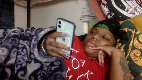 Snapshot of mistressmystii chatting on February 2025 07:27:01 AM Mistress Mystii online show from February 2025 07:27:01 AM