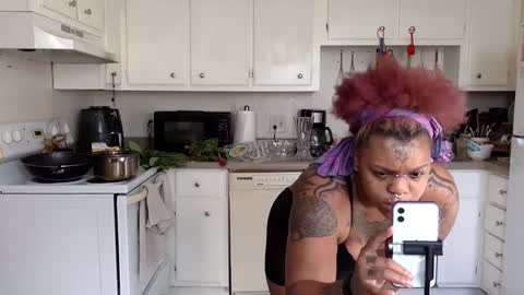 Snapshot of mistressmystii chatting on February 2025 04:41:02 PM Mistress Mystii online show from February 2025 04:41:02 PM