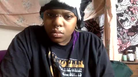 Snapshot of mistressmystii chatting on February 2025 02:07:02 AM Mistress Mystii online show from February 2025 02:07:02 AM