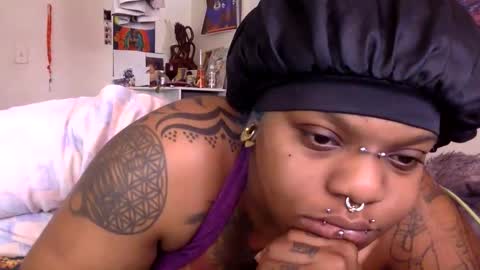 Snapshot of mistressmystii chatting on February 2025 07:27:02 PM Mistress Mystii online show from February 2025 07:27:02 PM