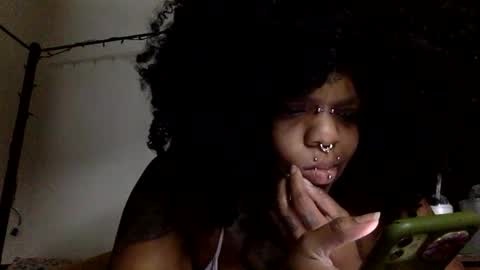 Snapshot of mistressmystii chatting on September 2025 06:04:02 AM Mistress Mystii online show from September 2025 06:04:02 AM