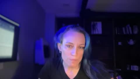 Mistress BadiBitch online show from January 2026 06:33:02 PM