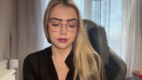 SANDY online show from January 2025 02:53:01 PM