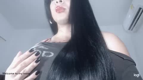 Snapshot of mistressxxalice chatting on May 2026 03:35:02 AM ALICE MADANE online show from May 2026 03:35:02 AM