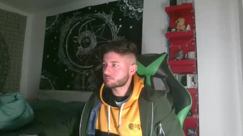 Snapshot of mistxss chatting on December 2024 12:46:02 PM mistxss online show from December 2024 12:46:02 PM