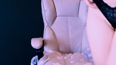 Jenny online show from February 2025 12:03:02 PM