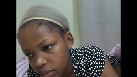 misty_shee online show from December 2025 12:42:02 PM