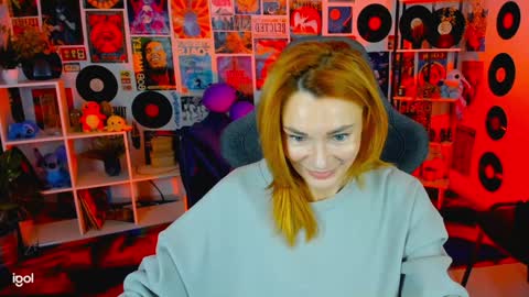 Snapshot of mistybarnes chatting on December 2024 08:20:01 AM MistyBarnes NONUDE MODEL online show from December 2024 08:20:01 AM