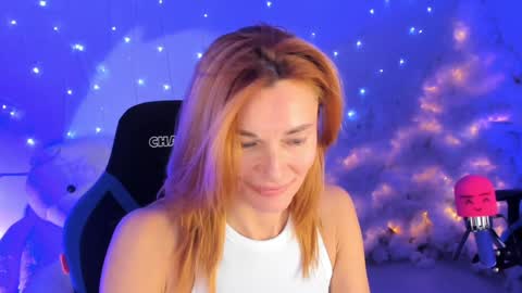 Snapshot of mistybarnes chatting on December 2024 05:51:01 PM MistyBarnes NONUDE MODEL online show from December 2024 05:51:01 PM