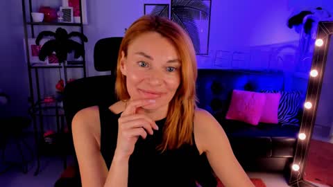 Snapshot of mistybarnes chatting on January 2025 11:17:01 AM MistyBarnes NONUDE MODEL online show from January 2025 11:17:01 AM