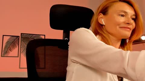 Snapshot of mistybarnes chatting on March 2025 02:51:02 PM MistyBarnes NONUDE MODEL online show from March 2025 02:51:02 PM