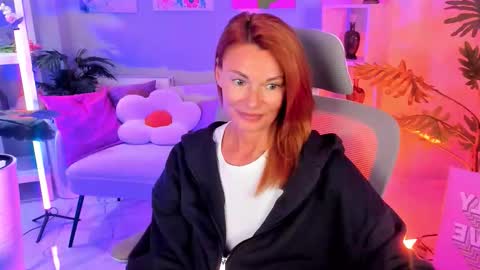 Snapshot of mistybarnes chatting on October 2025 03:12:02 PM MistyBarnes NONUDE MODEL online show from October 2025 03:12:02 PM