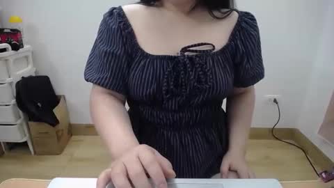 Snapshot of misumiko96 chatting on April 2026 07:17:02 AM Misumiko96 online show from April 2026 07:17:02 AM