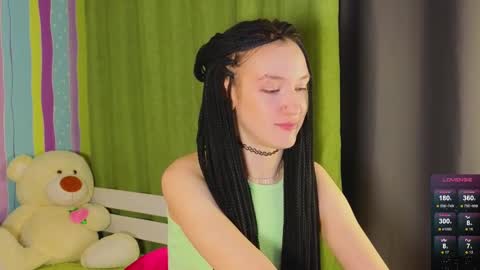 Snapshot of mitch911 chatting on March 2025 01:04:01 AM alice online show from March 2025 01:04:01 AM