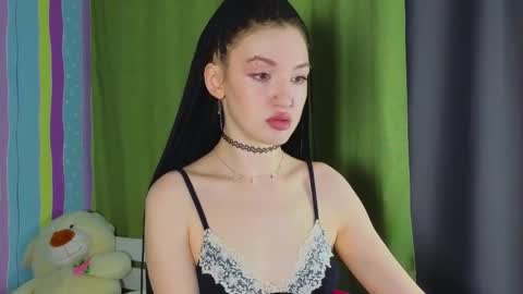 Snapshot of mitch911 chatting on March 2025 03:02:02 AM alice online show from March 2025 03:02:02 AM