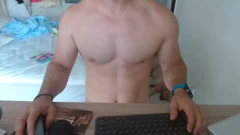 Snapshot of mitcheli chatting on February 2025 03:16:01 PM Onlyfans online show from February 2025 03:16:01 PM