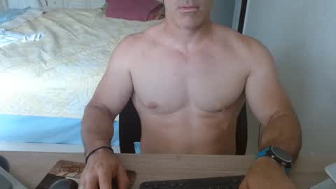 Snapshot of mitcheli chatting on March 2025 03:07:01 PM Onlyfans online show from March 2025 03:07:01 PM