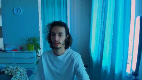 Snapshot of mitchelkurse chatting on June 2026 01:57:02 PM MitchelKurse online show from June 2026 01:57:02 PM