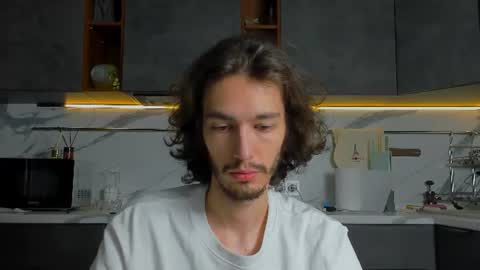 Snapshot of mitchelkurse chatting on June 2026 08:04:01 PM MitchelKurse online show from June 2026 08:04:01 PM