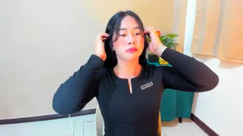 Snapshot of mitsuri_yuki chatting on October 2025 02:12:01 PM Mitsu online show from October 2025 02:12:01 PM