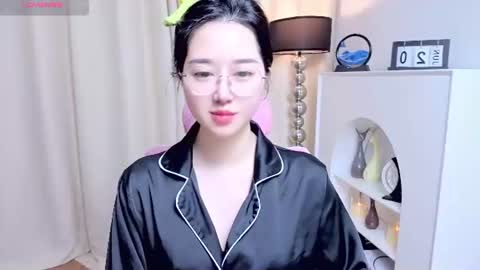 Snapshot of miu99999 chatting on June 2026 02:03:01 AM miu99999 online show from June 2026 02:03:01 AM