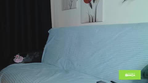 Snapshot of miuri_miy chatting on February 2025 07:24:02 PM Yuka online show from February 2025 07:24:02 PM