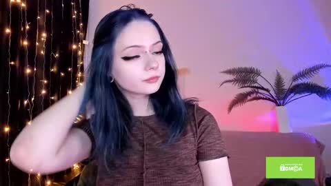 Snapshot of miuri_miy chatting on February 2025 05:38:02 PM Yuka online show from February 2025 05:38:02 PM