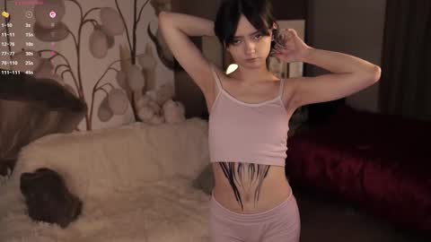 Snapshot of miuri_miy chatting on October 2025 04:16:02 PM Yuka online show from October 2025 04:16:02 PM