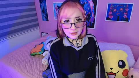 Snapshot of miwaviolet chatting on March 2026 03:54:02 AM Miwa Violet online show from March 2026 03:54:02 AM