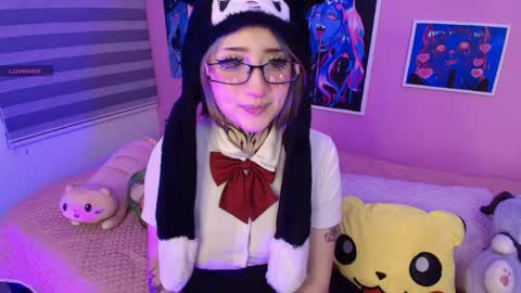 Snapshot of miwaviolet chatting on April 2026 03:58:01 AM Miwa Violet online show from April 2026 03:58:01 AM