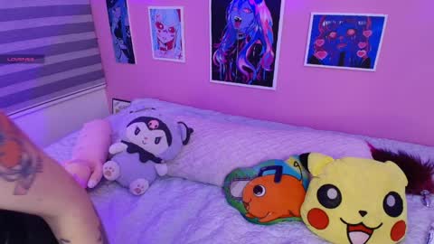 Snapshot of miwaviolet chatting on April 2026 03:06:01 AM Miwa Violet online show from April 2026 03:06:01 AM