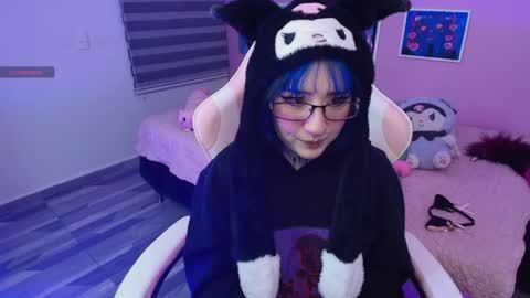 Snapshot of miwaviolet chatting on April 2026 10:55:02 PM Miwa Violet online show from April 2026 10:55:02 PM