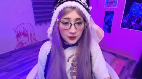 Snapshot of miwaviolet chatting on May 2026 02:29:01 AM Miwa Violet online show from May 2026 02:29:01 AM