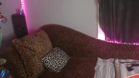 Precious online show from September 2025 02:16:02 AM