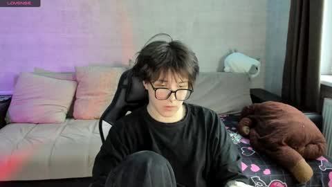 Snapshot of miya_chinen chatting on January 2025 12:16:02 PM Miya online show from January 2025 12:16:02 PM