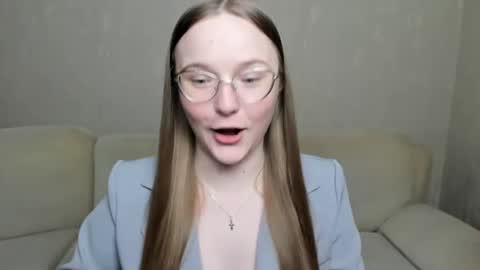 Miya online show from December 2024 06:48:01 PM