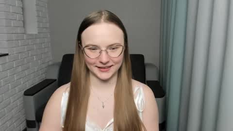 Miya online show from January 2025 07:12:01 PM