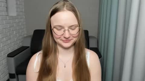 Miya online show from February 2025 10:09:02 PM